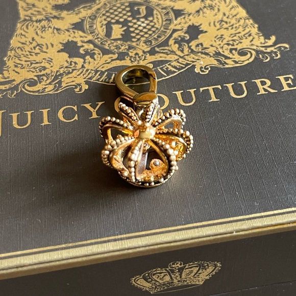 AUTHENTIC JUICY COUTURE RARE GOLD CROWN DOME CHARM BRACELET - Picture 4 of 7